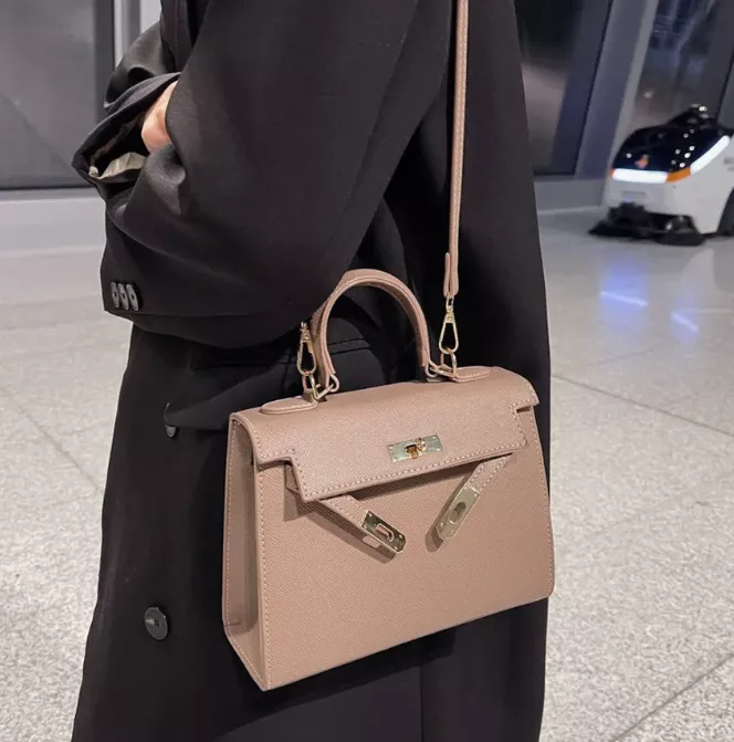 MyGilco™ Genuine Leather Crossbody – Everyday Elegance pic 6